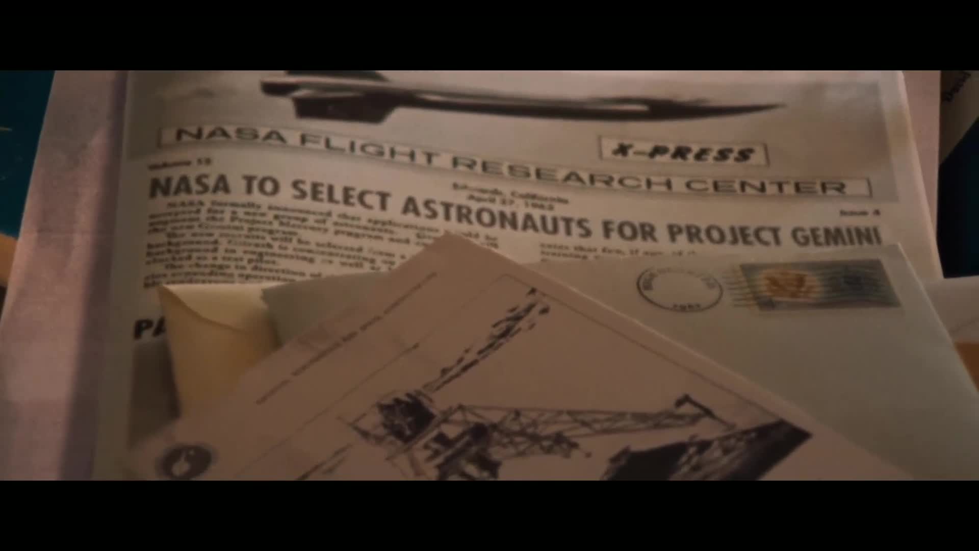 První člověk {2018} drama, životopisný, historický AAC 5 1 1080p CZ dabing mkv