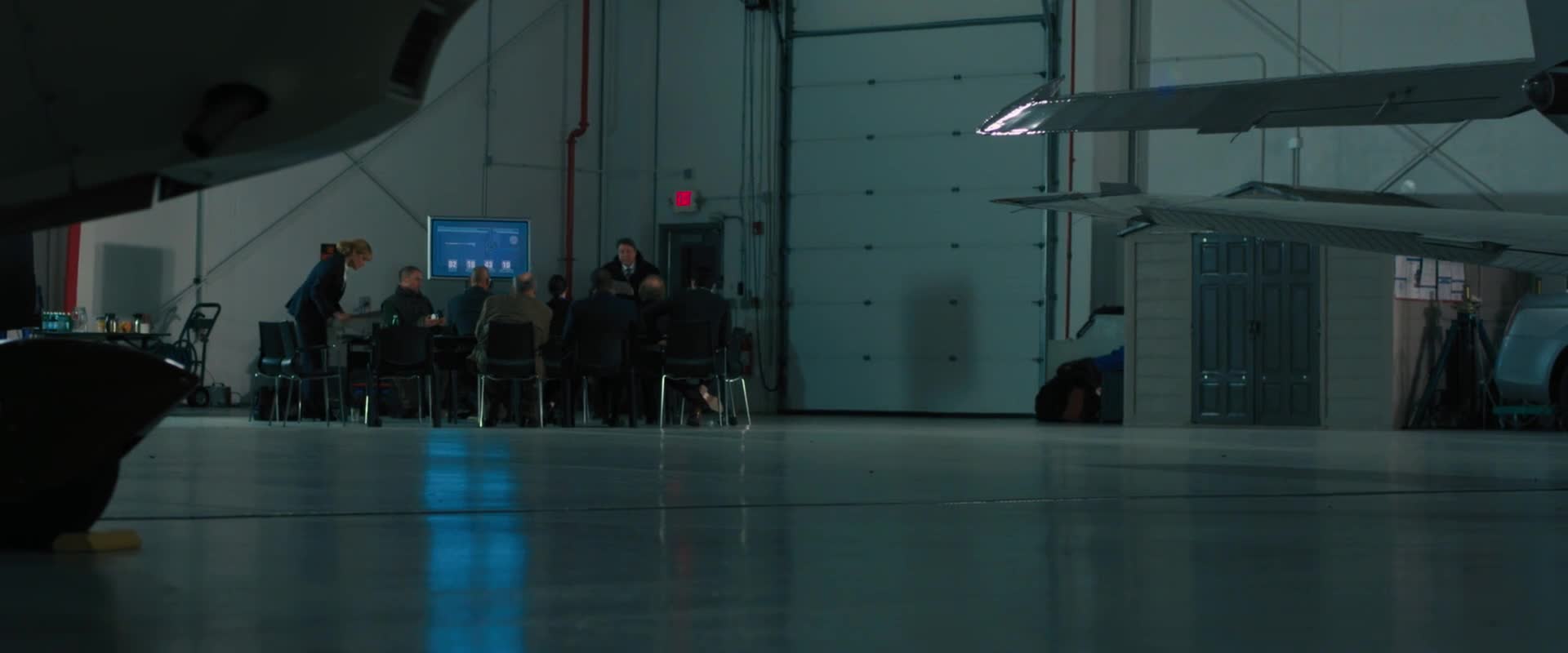 Bankrot (Frank Grillo, Minnie Driver, AnnaSophia Robb 2017 Thriller Bdrip 1080p ) Cz dabing avi