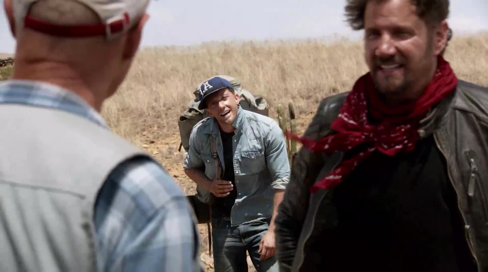 Chvění 5 Pokrevní linie (Michael Gross, Jamie Kennedy, Natalie Becker 2015 Horor Komedie Bdrip 1080p ) Cz dabing avi