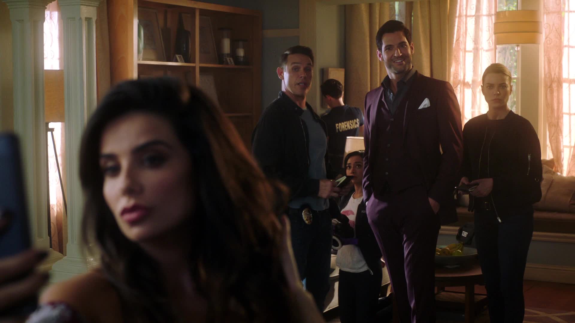 Lucifer S03E08 26 2017 CZ dab 1080p Chloe dělá Lucifera mkv