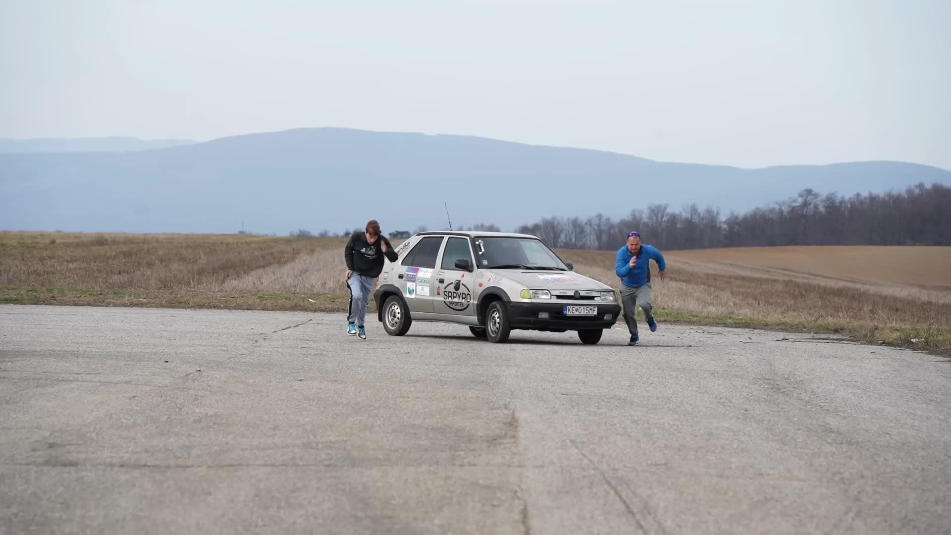Nadoraz DEATH VALLEY S02E00 30 2025 SK dab 1080p Feliciou na najteplejšie miesto na svete DEATH VALLEY USA mp4
