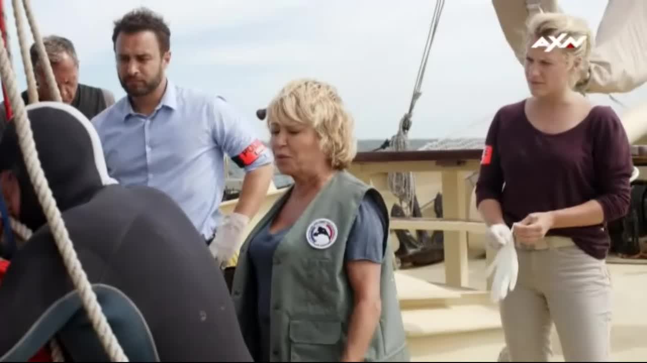 Policajtka Barbie S07E03 2019 CZ DABING mkv