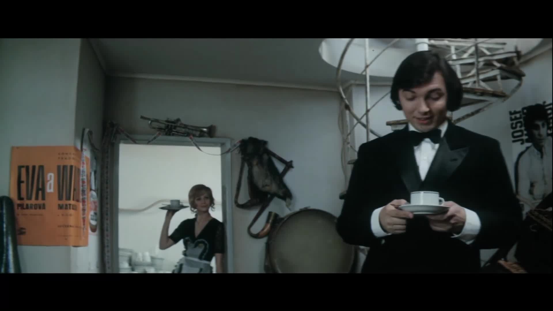 Hvězda padá vzhůru {1974} muzikál 1080p mkv