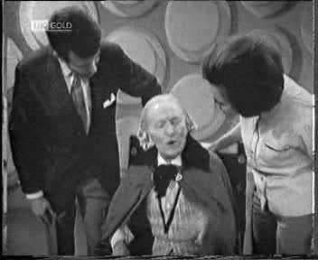 Doctor Who 02x01 Planet of Giants Part 1 Planet of Giants cz tit mkv